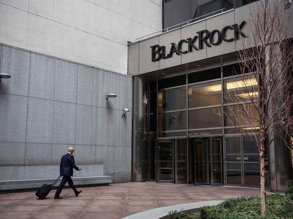 Blackrock Tái Nộp Đơn Đăng Ký Etf Bitcoin
