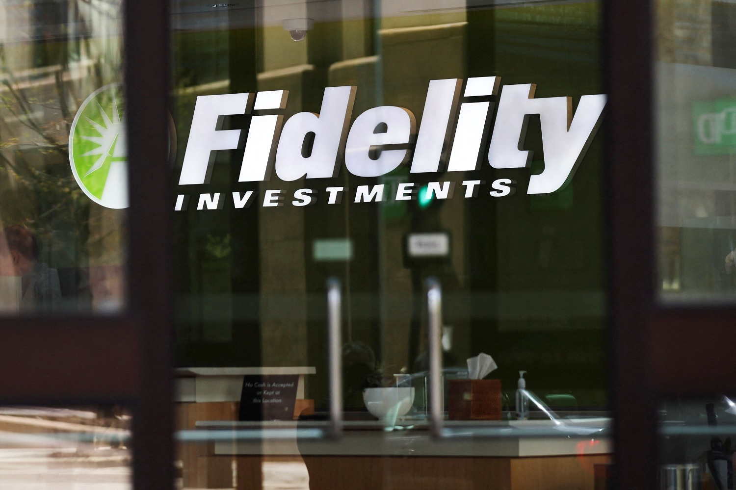 Fidelity Lặng Lẽ Ra Mắt Ứng Dụng Giao Dịch Crypto