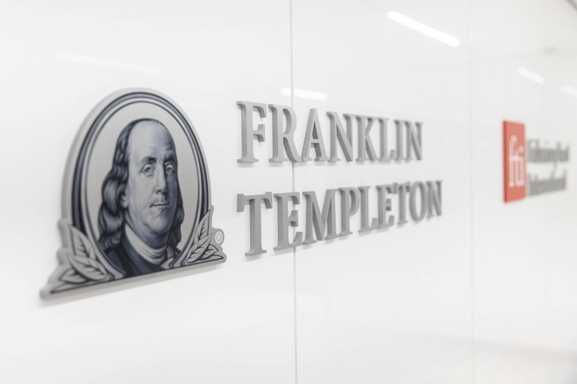Franklin Templeton Nộp Đơn Đăng Ký Etf Ethereum Spot