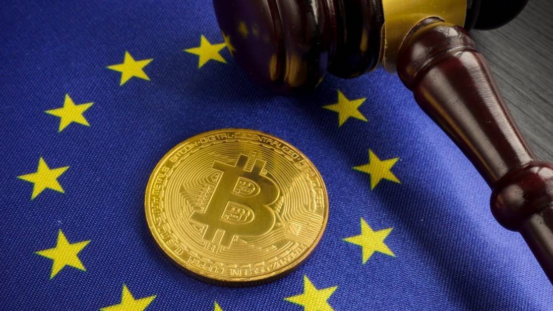 Ngân Hàng Trung Ương Châu Âu Giữ Quan Điểm bitcoin Là Vô Giá Trị