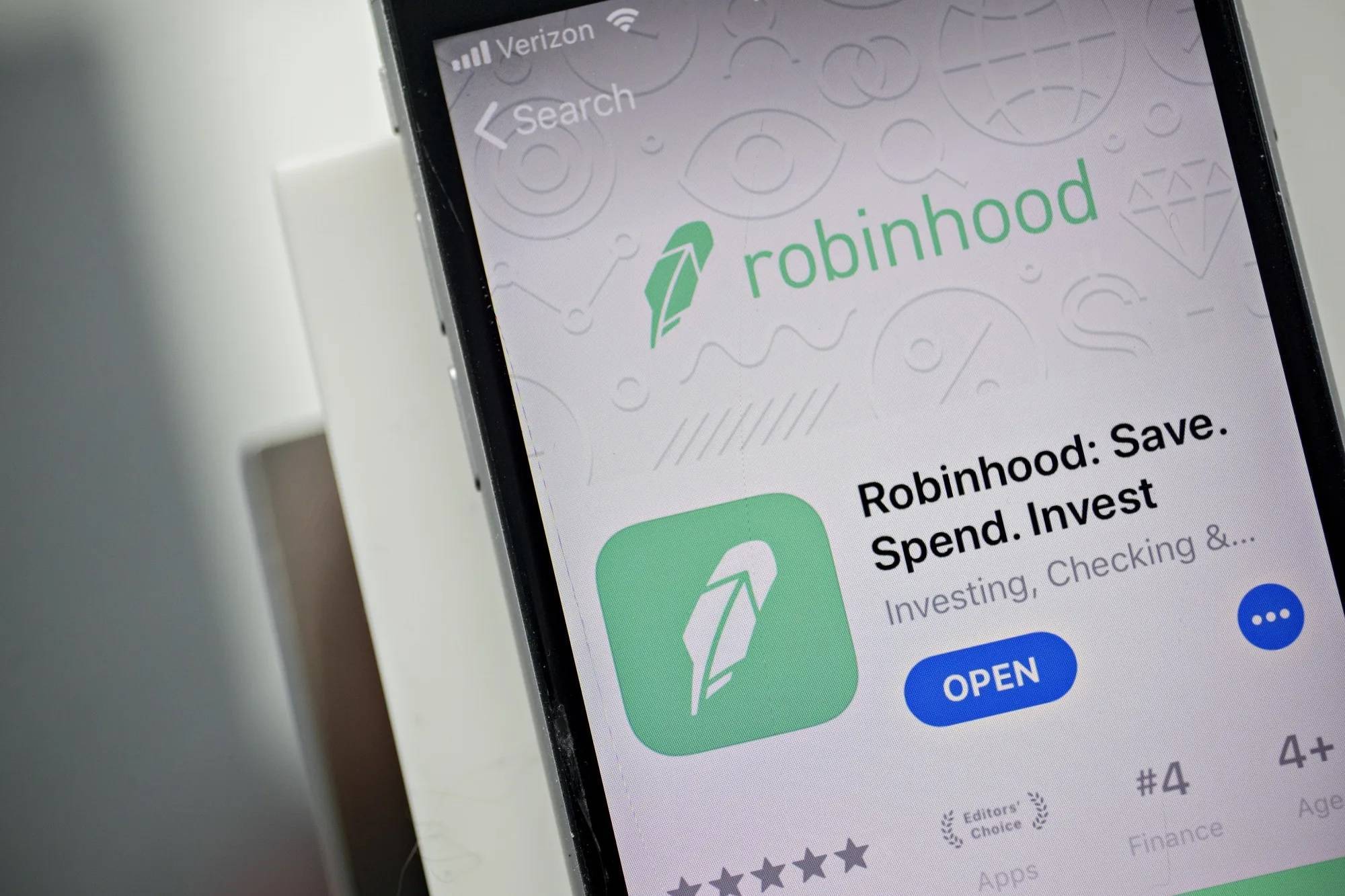 Robinhood Được Đồn Đoán Đang Phát Triển Stablecoin Riêng