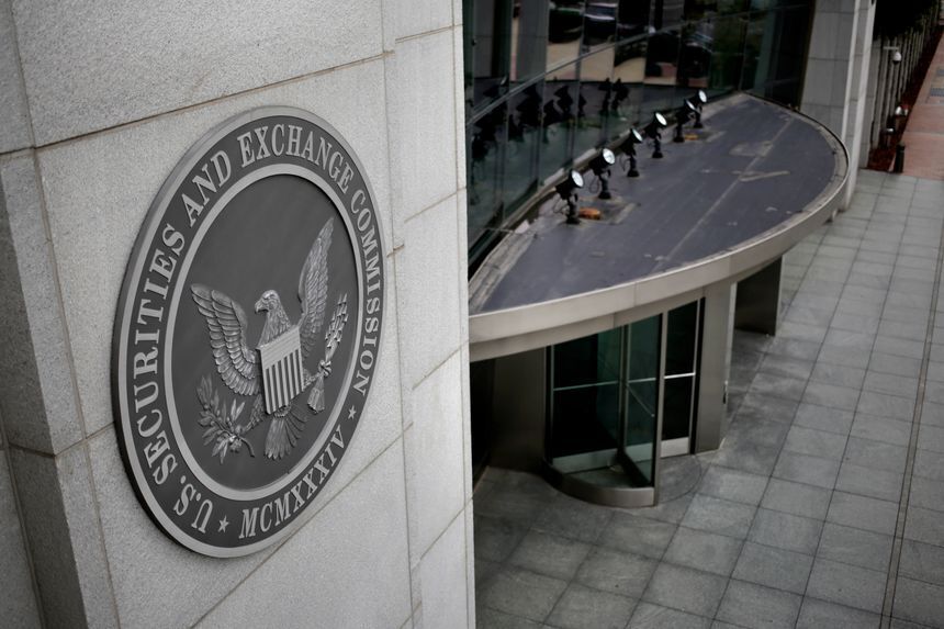 SEC đưa ra lệnh cấm giao dịch crypto vĩnh viễn đối với cộng sự của John McAfee