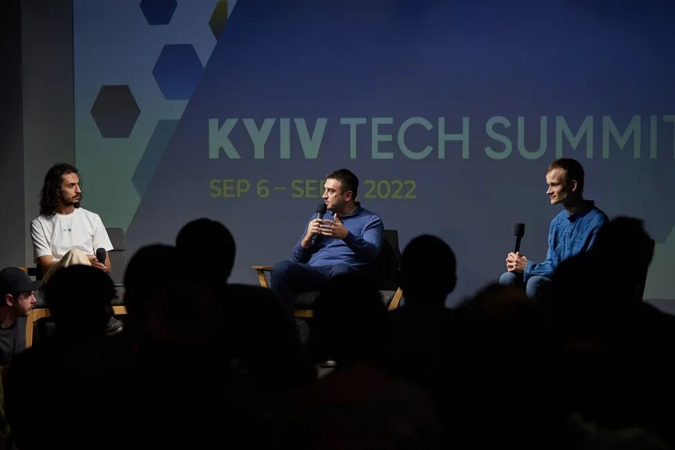 Vitalik Buterin Bí Mật Đến Ukraine Tham Gia Kyiv Tech Summit